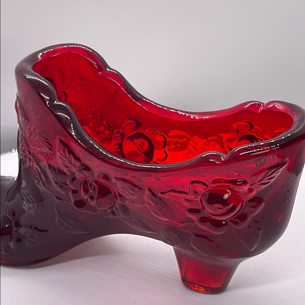 Fenton ruby cabbage with rose glass slipper. - Picture 4 of 9
